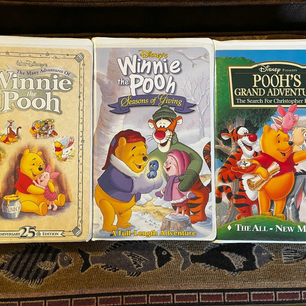 Lot of 3 Disney VHS tapes, Winnie the Pooh